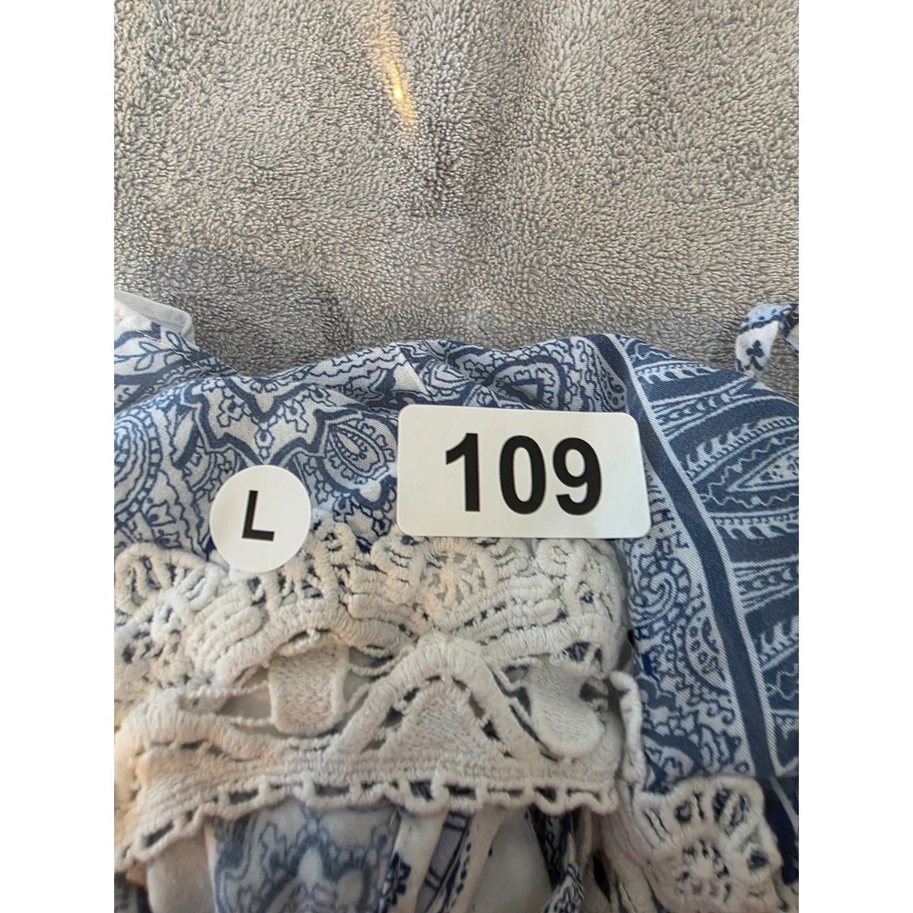 In Bloom Blue Paisley Lace Trim Cami Tank Top Women's Size L - Picture 4 of 4